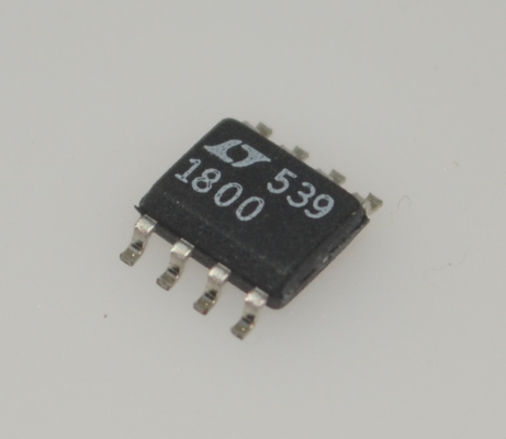 LT1800CS8 Ταχυκίνητος 100MHz Op Amp 400V/µs Slew Rate Χαμηλό 3.5mV Offset Rail-to-Rail Έξοδος 5V έως ±5V Τροφοδοσία 7nA IB Εξοικονόμηση Χώρου SOIC-8 για Φίλτρα/Οδηγοί ADC