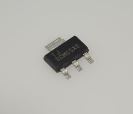 TLV1117LV33DCYR 800mA LDO 3.3V Σταθερή έξοδος 1% ακρίβεια Χαμηλή τάση αποτυχίας Υπερσύγχρονο και θερμική προστασία -40°C έως 125°C Σταθερός με κεραμικούς πυκνωτές SOT-223 Πακέτο