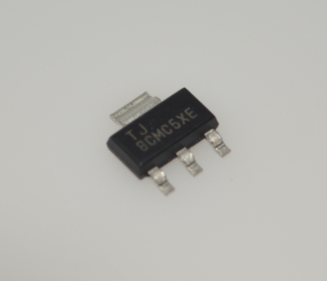 TLV1117LV33DCYR 800mA LDO 3.3V Σταθερή έξοδος 1% ακρίβεια Χαμηλή τάση αποτυχίας Υπερσύγχρονο και θερμική προστασία -40°C έως 125°C Σταθερός με κεραμικούς πυκνωτές SOT-223 Πακέτο