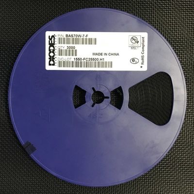 BAS70W-7-F Διπλή σειρά Διοδίου Schottky 70V Αντίστροφη τάση 200mA Προς τα εμπρός ρεύμα χαμηλή τάση VF and διαρροή SOT-323 Πακέτο Μετασχηματισμός υψηλής ταχύτητας Ιδανικό για προστασία and κυκλώματα RF