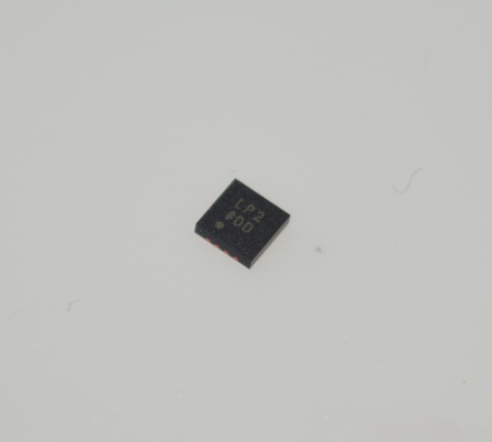 ADM7172ACPZ-R7 6.5V 2A Εξαιρετικά Χαμηλού Θορύβου LDO 1μV RMS Θόρυβος 75dB PSRR @1MHz Είσοδος 2.3-6.5V LFCSP-8 -40°C έως +125°C