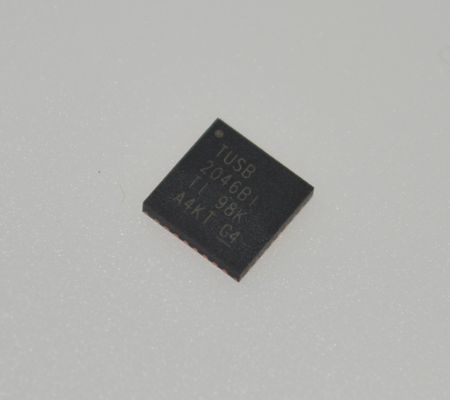 TUSB2046BIRHBR Ελεγκτής USB 2.0 Hub 4 θυρών με υποστήριξη 12Mbps/1.5Mbps Ολοκληρωμένοι πομποδέκτες Λειτουργία 3.3V Χαμηλή EMI Λειτουργία εξοικονόμησης ενέργειας and Βιομηχανικό εύρος θερμοκρασίας (-40°C έως 85°C)