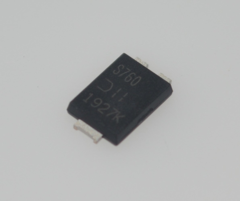 PDS760-13 760W Υψηλής Πυκνότητας Ισχύος 12V/63A Έξοδος 93% Μέγιστη Απόδοση Active PFC Συμπαγές Μέγεθος 1U Πλήρης Προστασία (OVP/OCP/SCP) -40°C έως +70°C Λειτουργία Ιδανικό για Βιομηχανικά & Τηλεπικοινωνιακά Συστήματα