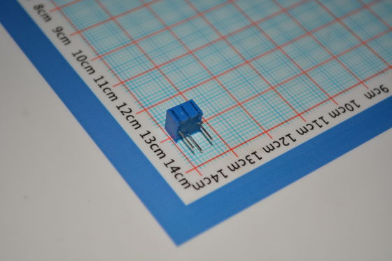 3362P-1-102LF Τριμπότ 1kΩ Ποτενσιόμετρο Ακριβείας 10-Στροφών ±10% Ανοχή Διάτρητη Στερέωση Στοιχείο Κεραμικού Μεταλλικού Αξιόπιστη Ρυθμιστικότητα Ιδανικό για Βαθμονόμηση and Συντονισμό Κυκλώματος