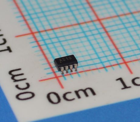 INA219AIDCNR Υψηλής ακρίβειας ανιχνευτής ρεύματος / ισχύος με διεπαφή I2C 0,1% ακρίβεια εύρος 26V, χαμηλή απόκλιση αμφίδρομη ανίχνευση μικροσκοπικό πακέτο SOT-23 προγραμματιζόμενη βαθμονόμηση και προειδοποιήσεις