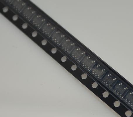 SPX3819M5-L-3-3/TR 3.3V 500mA Υπερ-χαμηλός θόρυβος (30μVRMS) LDO με ενεργοποίηση 1% ακρίβειας χαμηλής τάσης απόρριψης ρεύματος και θερμικής προστασίας και 2.7V-16V ευρείας εμβέλειας εισόδου