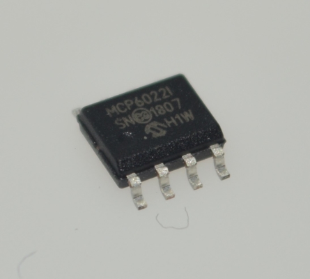 MCP6022-I/SN Διπλός Διαμορφωτής Op Amp 2.7-5.5V Ευρύ Φάσμα Τάσης 10MHz Εύρος Ζώνης 7V/μs Slew Rate 120dB CMRR Rail-to-Rail I/O 0.9mA Χαμηλής Ισχύος SOIC-8 Συσκευασία Βιομηχανικής Κλάσης