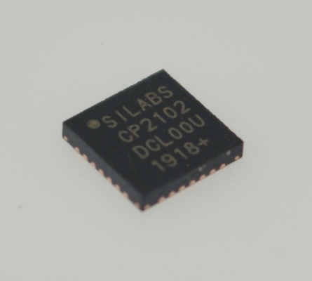 CP2102-GMR USB-UART Bridge Μονοτσίπ Λύση Ολοκληρωμένο USB & Κρύσταλλο 9600 bps έως 2 Mbps Baud 512-Byte Buffer Πλήρες GPIO Συμπαγές QFN Drivers χωρίς δικαιώματα