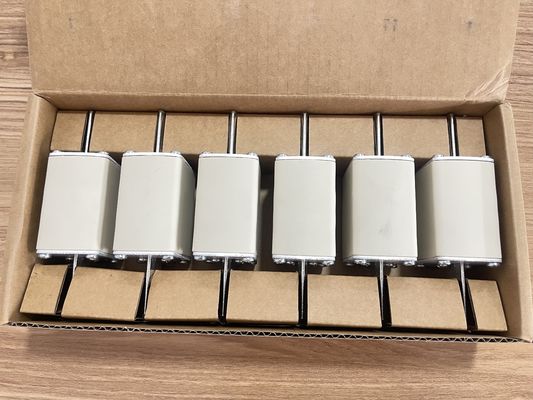 NH1GG69V125P IGBT 125A/1200V Δύναμη Μικρές απώλειες Υψηλή απόδοση 175°C Σθεναρότητα Πλήρης απομόνωση Σύνθετη κατασκευή για μετατροπείς βιομηχανικών και ηλεκτρικών οχημάτων