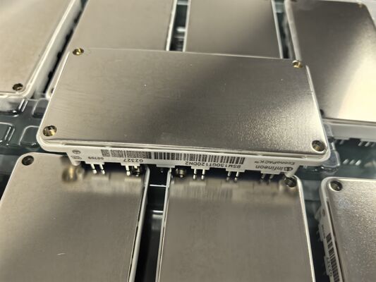 BSM150GT120DN2 Μονάδα IGBT 1200V/150A Χαμηλό VCE(sat) Υψηλής Ταχύτητας Μεταγωγής Χαμηλών Απωλειών Ενσωματωμένο NTC Απομονωμένη Βάση Βιομηχανικής Κλάσης για Κινητήρες Βαρέως Τύπου & Βιομηχανικά UPS