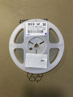 Πολυστρωματικοί κεραμικοί πυκνωτές (MLCC) υψηλής χωρητικότητας 1µF X7R σε θήκη 1206, ονομαστικής τάσης 50V, ευρείας θερμοκρασιακής σταθερότητας, χαμηλού ESR/ESL, υψηλής διαχείρισης κυματισμού, ανθεκτικής απόδοσης για φιλτράρισμα ισχύος και εφαρμογές αποσύνδεσης σε βιομηχανικές χρήσεις.