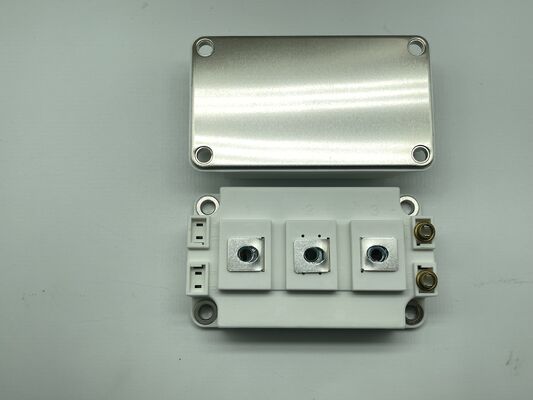 SKM400GB12E4 1200V 400A Μονάδα IGBT Χαμηλό Vce(sat) Υψηλή Ανθεκτικότητα σε Βραχυκύκλωμα Χαμηλές Απώλειες Μεταγωγής Υψηλή Μόνωση Βιομηχανικής Κλάσης Για Κινητήριες Μονάδες και Βιομηχανικά UPS