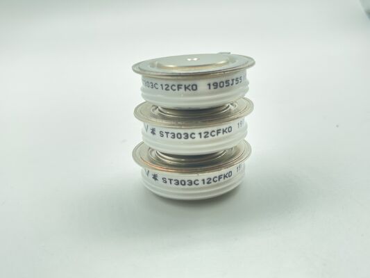 ST303C12CFK0 1200V 300A Μονάδα μισής γέφυρας χαμηλή Vce ((sat) χαμηλή απώλεια βραχυκύκλωμα ανθεκτικότητα ολοκληρωμένο NTC για κινητήρες και βιομηχανικούς μετατροπείς