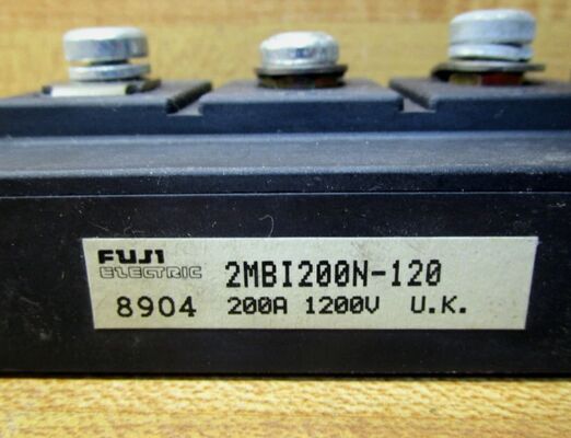 2MBI200N-120 1200V 200A Μονάδα IGBT Χαμηλό Vce(sat) Χαμηλές Απώλειες Υψηλή Ανθεκτικότητα σε Βραχυκύκλωμα Ενσωματωμένο NTC Για Κινητήρες και Βιομηχανικά UPS