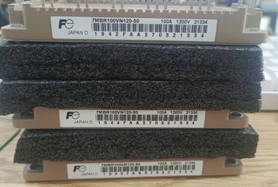 7MBR100VN120-50 1200V 100A Μονάδα PIM Ολοκληρωμένη Διορθωτής και Inverter Χαμηλών Απωλειών Υψηλής Μόνωσης Ενσωματωμένο NTC Συμπαγές Πακέτο Για Βιομηχανικές Κινητήριες Μονάδες και UPS