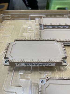 7MBR100VN120-50 1200V 100A Μονάδα PIM Ολοκληρωμένη Διορθωτής και Inverter Χαμηλών Απωλειών Υψηλής Μόνωσης Ενσωματωμένο NTC Συμπαγές Πακέτο Για Βιομηχανικές Κινητήριες Μονάδες και UPS