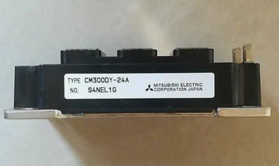 CM300DY-24A 1200V 300A Διπλή μονάδα IGBT Χαμηλό VCE (sat) 2.7V Χαμηλή απώλεια διακόπτη υψηλό βραχυκύκλωμα Ανθεκτικότητα υψηλή απομόνωση για βαριές βιομηχανικές μονάδες κίνησης και UPS