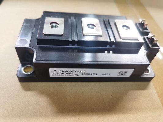 CM600DY-24T 1200V 600A Διπλή μονάδα IGBT Χαμηλό VCE(sat) 2.7V Υψηλή αντοχή σε βραχυκύκλωμα Χαμηλές απώλειες μεταγωγής Υψηλή μόνωση Για βιομηχανικές μονάδες κίνησης κινητήρων και UPS υψηλής ισχύος