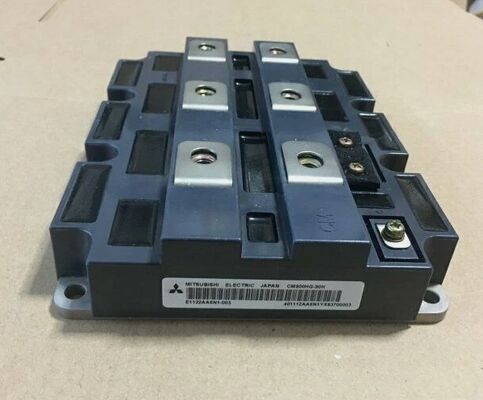 CM900HC-90H 900V 900A Υψηλό ρεύμα IGBT Module Low VCE ((sat) 2.7V High Short Circuit Robustness Low Switching Loss High Isolation Για βαριές βιομηχανικές μονάδες οδήγησης και Mega UPS