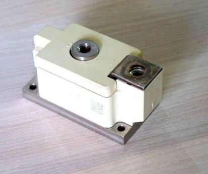 SKKE600/16 1600V 600A Μονάδα με Μεμονωμένη Δίοδο Εξαιρετικά Χαμηλή VF 1.5V Υψηλό Ρεύμα Υπέρτασης 22kA SEMIPACK4 Απομονωμένη Βάση Εξαιρετική Μεταφορά Θερμότητας Υψηλή Αξιοπιστία Πιστοποίηση UL για Ανορθωτές και Συγκόλληση