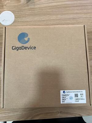 GD25Q80ETIGR 8Mbit NOR Flash 133MHz Quad SPI 532Mbit/s Μεταφορά 100K Αντοχή 20Y Διατήρηση Δεδομένων 2.7V-3.6V Χαμηλή Αναμονή 11uA SOP-8 για IoT και Wearables