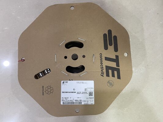 280756-4 4 Θέση 2,5 mm Στρώση Σύρμα-στο-Παράθυρο Πίεση Σκευάσματα Τρίψιμο Πίνακα κλειδαριού Mount UL 94V-0 Πολωμένη 4.5A Διοίκηση για τη διανομή ενέργειας και βιομηχανικούς ελέγχους