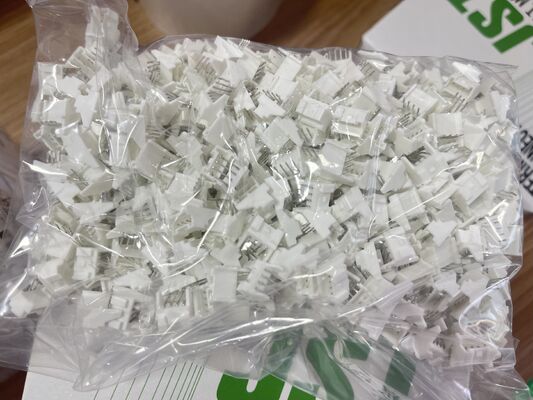 S04B-PASK-2 4-Pin 2.0mm Pitch Εισαγωγή από Πάνω με Κλείδωμα Τριβής UL94V-0 Νάιλον 3A 250V -25°C έως +85°C Στήριξη THT Σειρά JST PA για Οικιακές Συσκευές